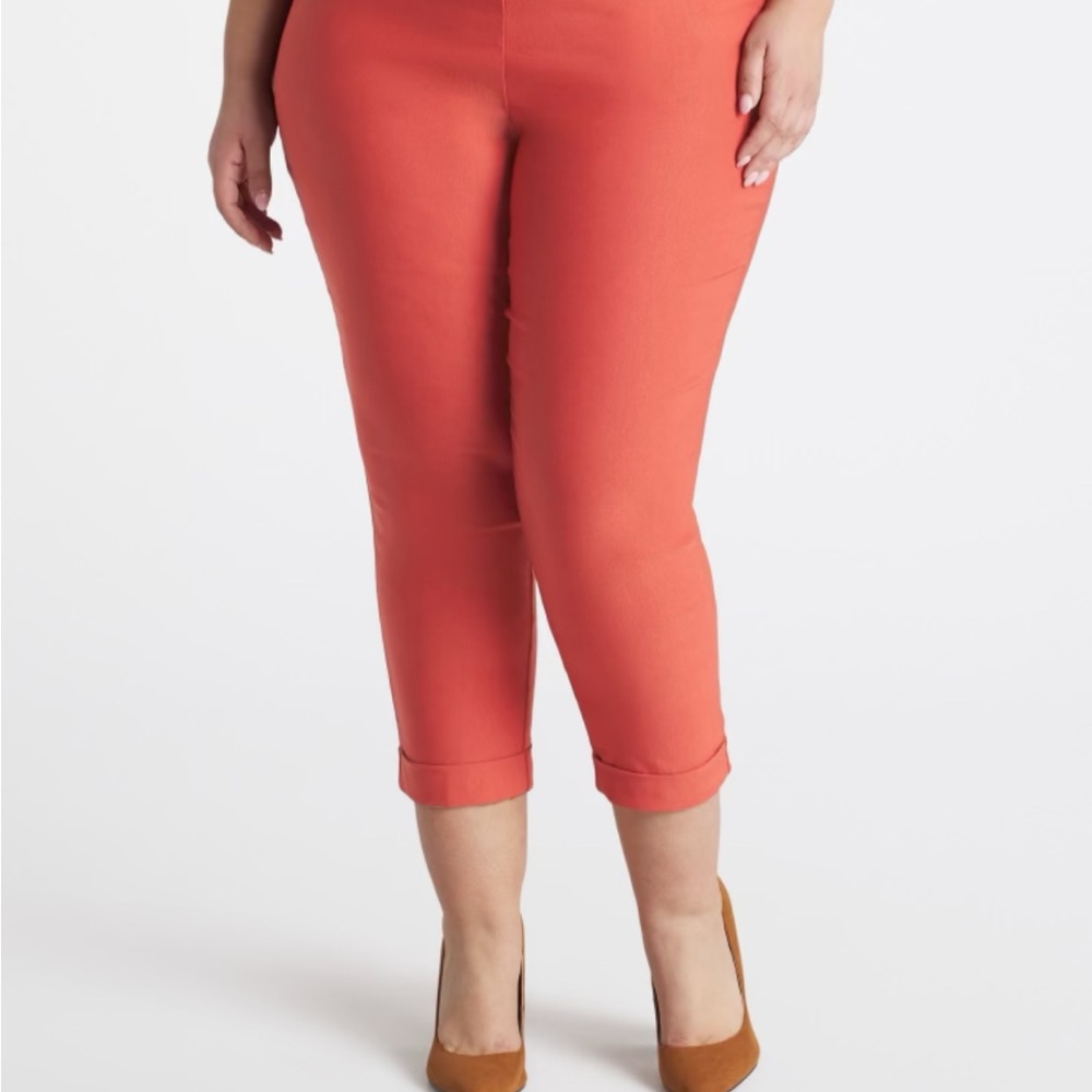 Women's Coral Cropped Pants